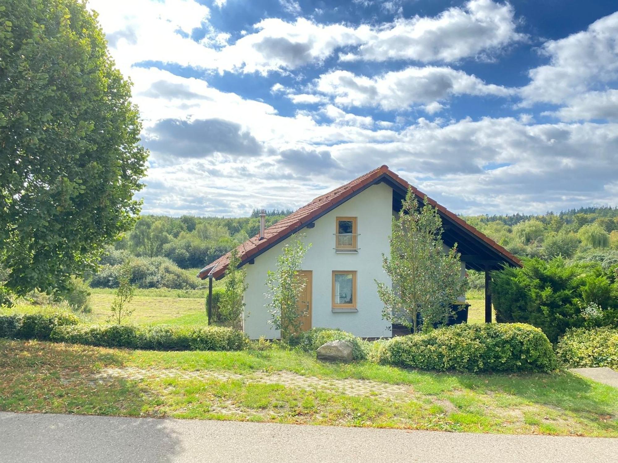 Ferienhäuser am Vogelpark - Boddenhaus Tizi Marlow Exterior foto